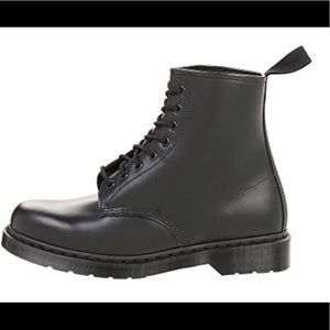 Dr Martens 1460 mono smooth lace up boot size 41